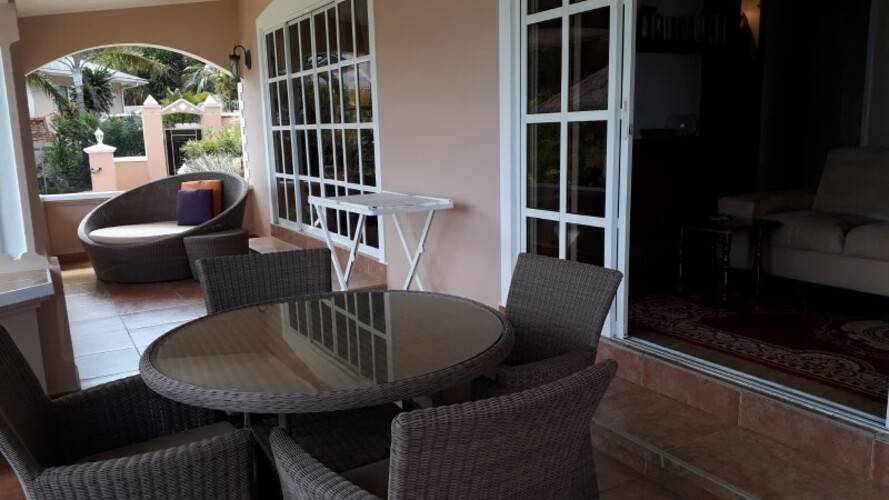 Au Fond De Mer View Self Catering Apartment