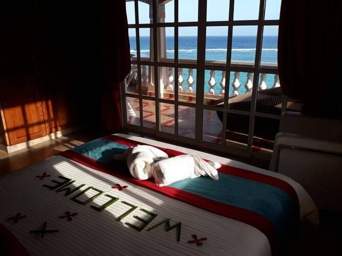 Au Fond De Mer View Self Catering Apartment