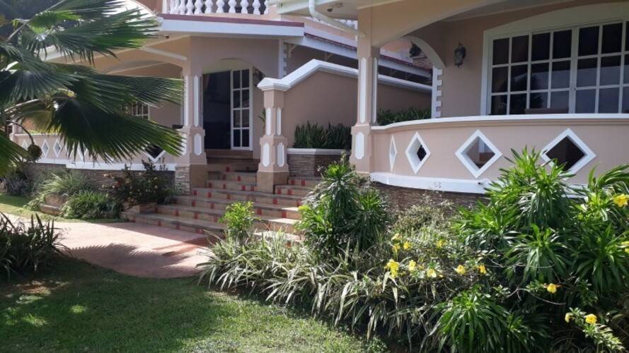 Au Fond De Mer View Self Catering Apartment