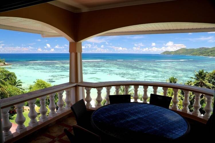 Au Fond De Mer View Self Catering Apartment