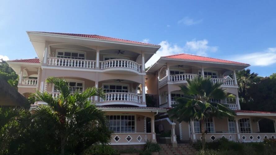 Au Fond De Mer View Self Catering Apartment