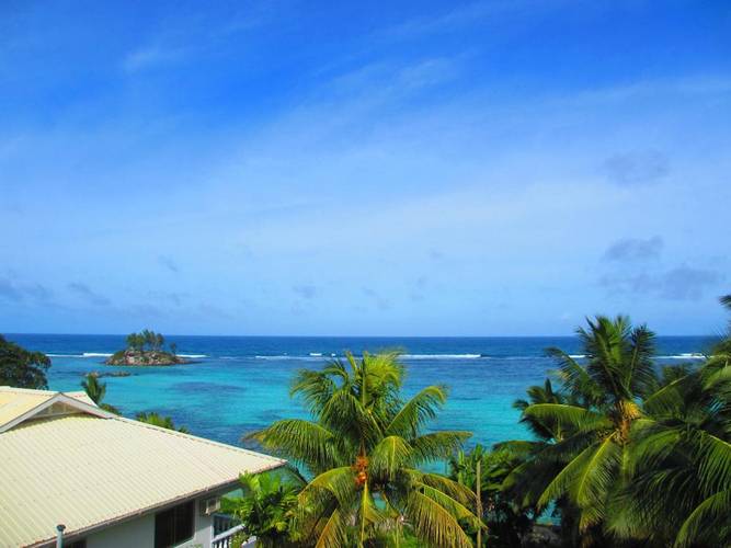 Au Fond De Mer View Self Catering Apartment