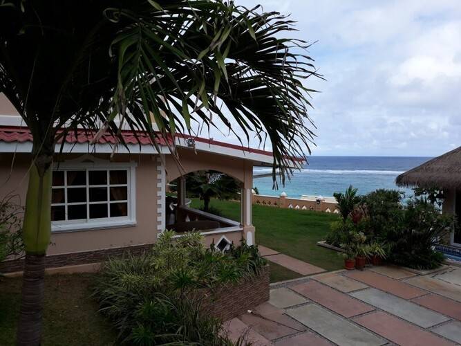 Au Fond De Mer View Self Catering Apartment