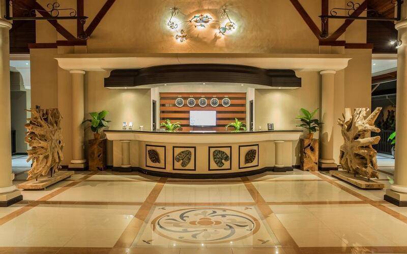 The Oasis Hotel, Restaurant & Spa