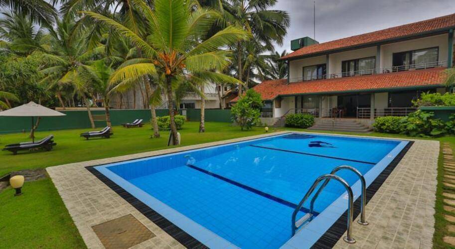 Sea Rock Villa