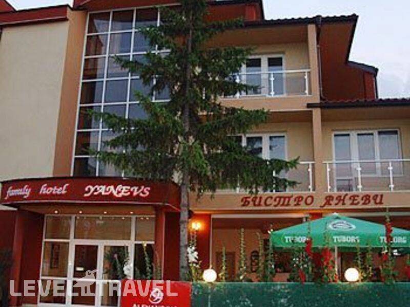 Фотография Family Hotel Yanevs