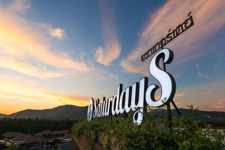 Saturdays Residence