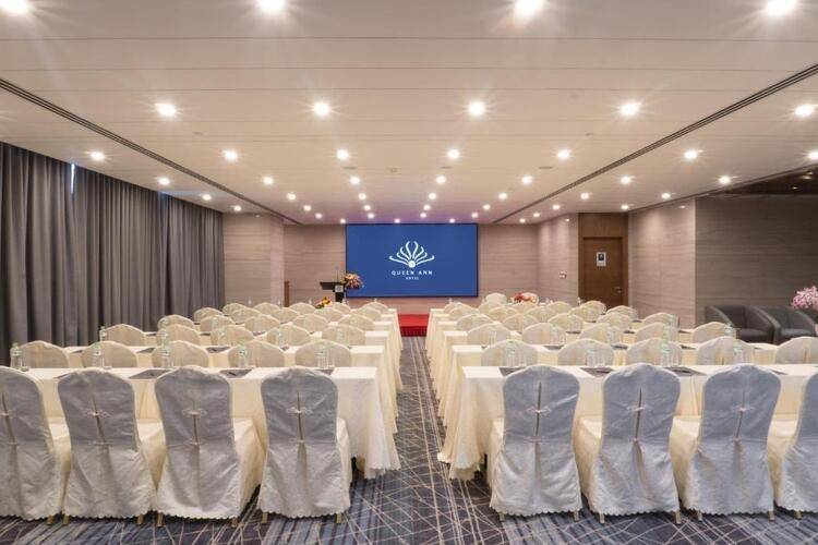 Queen Ann Nha Trang Hotel