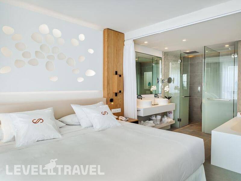 Фотография Royal Hideaway Corales Suites
