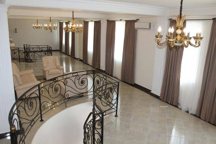 Gremi Hotel