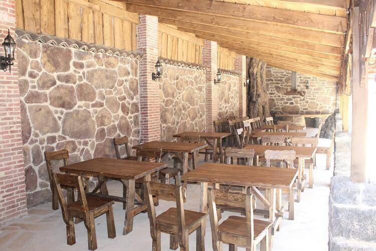 Gremi Hotel