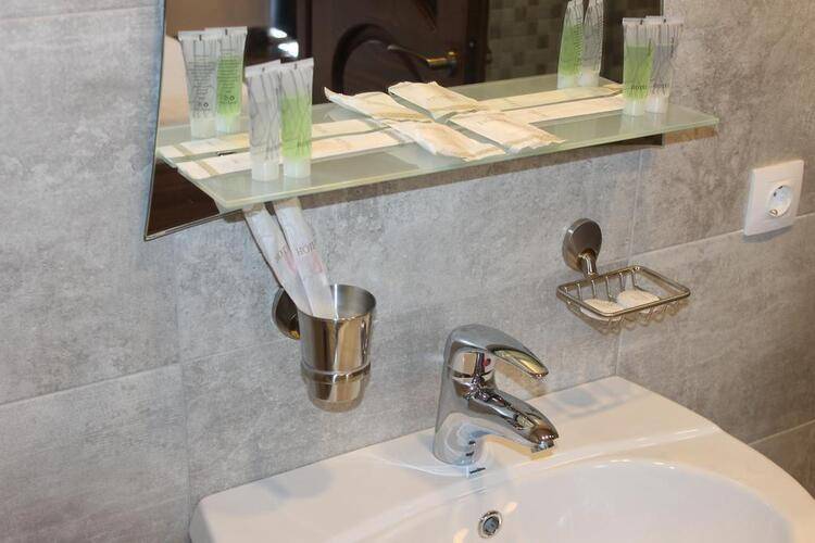 Gremi Hotel