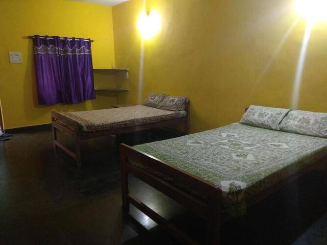 Radhabai Guest House
