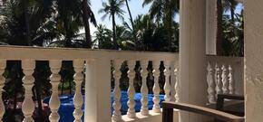 White House Beach Apartments