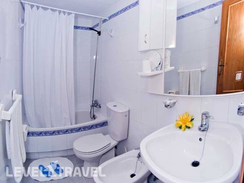 Фотография Aparthotel Aguas Salinas Spa