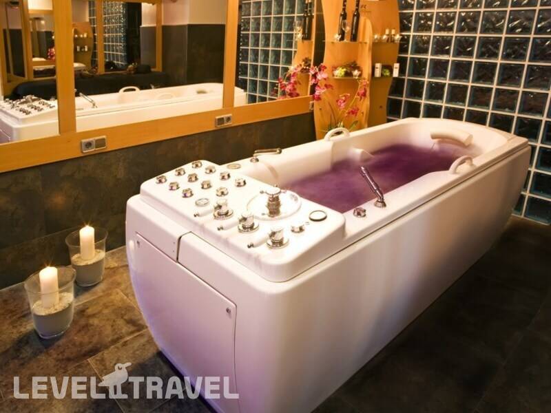 Фотография Aparthotel Aguas Salinas Spa
