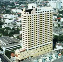 $item['hotel']['name']