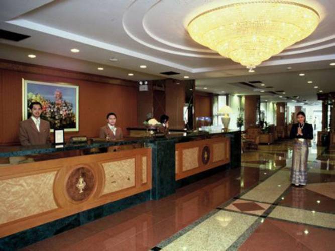 Grand Tower Inn