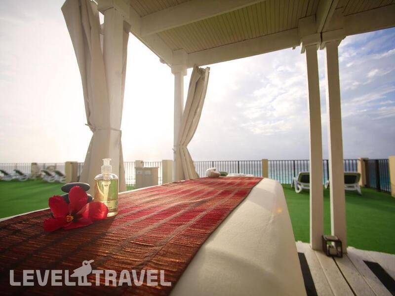 Фотография The Royal Caribbean All Suites Resort