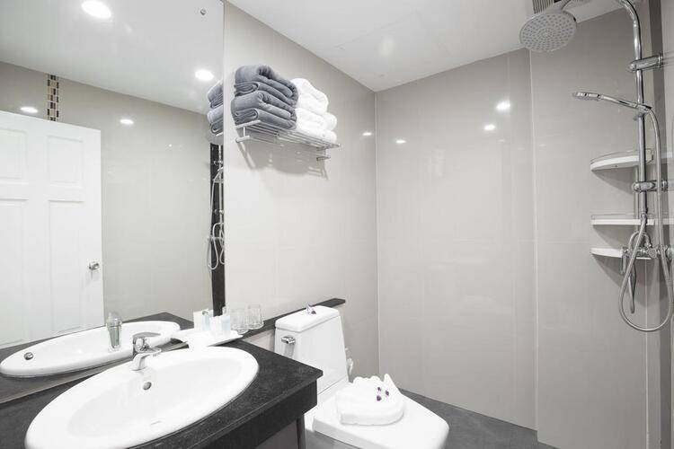 Modern Living Hotel