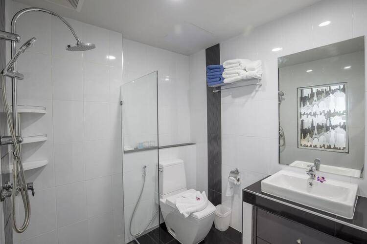Modern Living Hotel