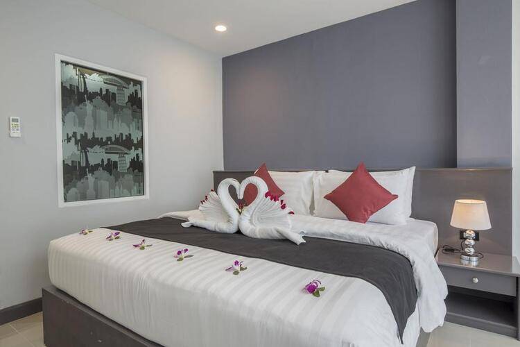 Modern Living Hotel