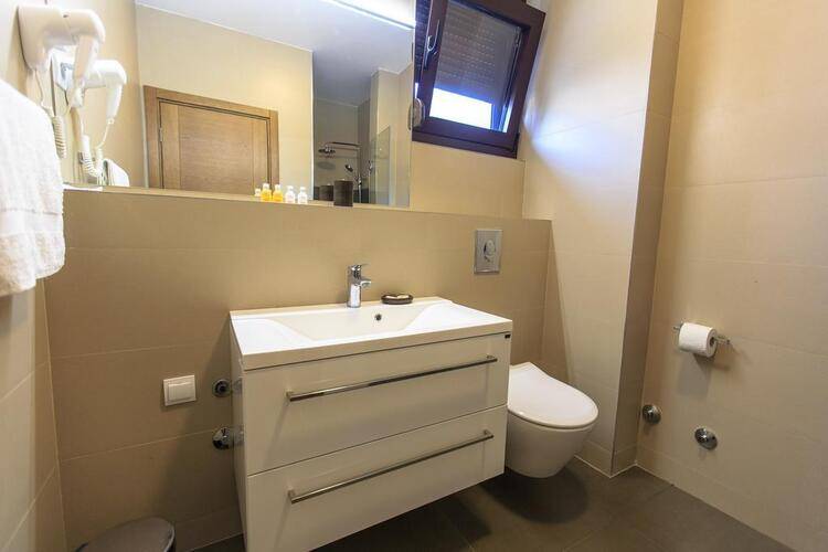 Apart Hotel Kuce Lekovica