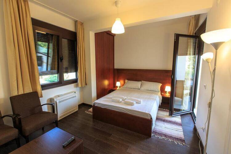 Apart Hotel Kuce Lekovica