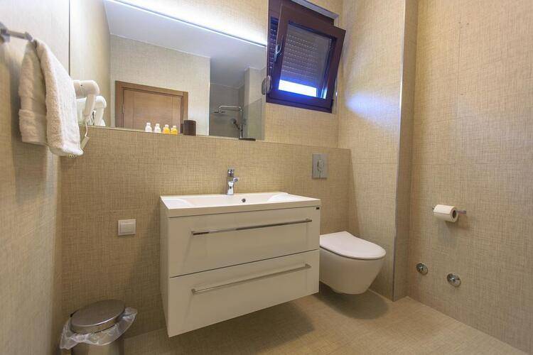 Apart Hotel Kuce Lekovica