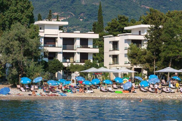 Apart Hotel Kuce Lekovica