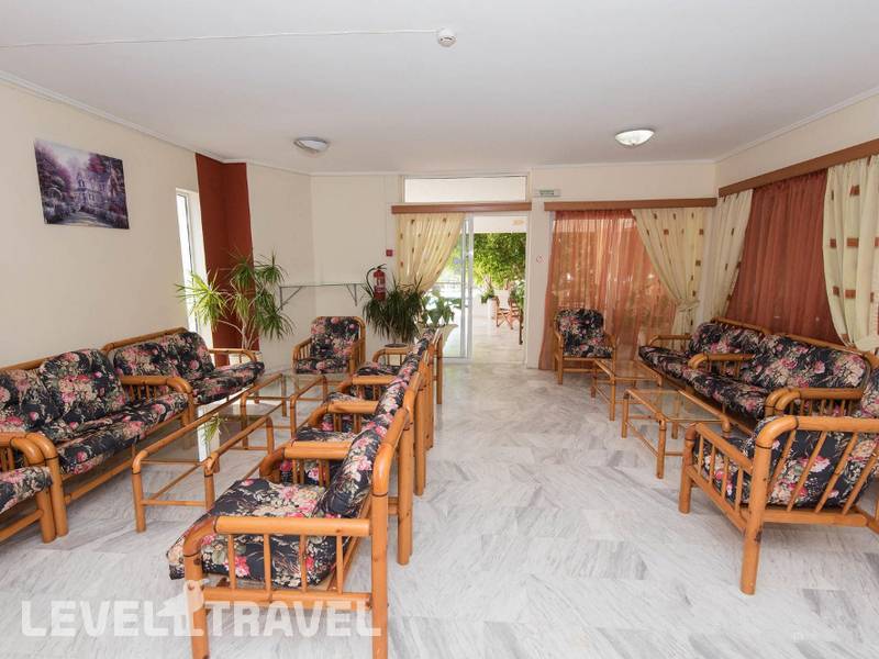 Фотография Leonidas Hotel & Studios