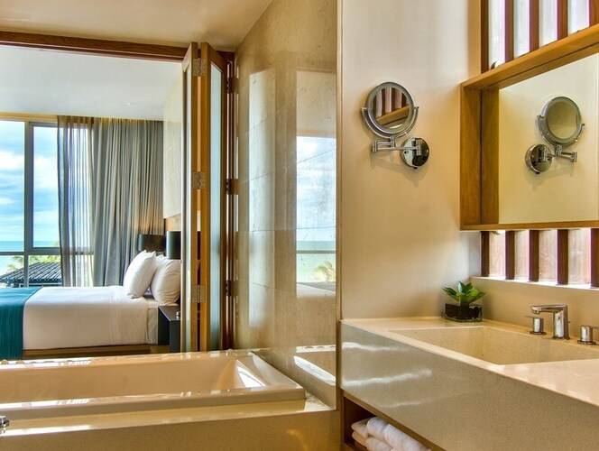 Ace Of Hua Hin (Ex. Radisson Blu)