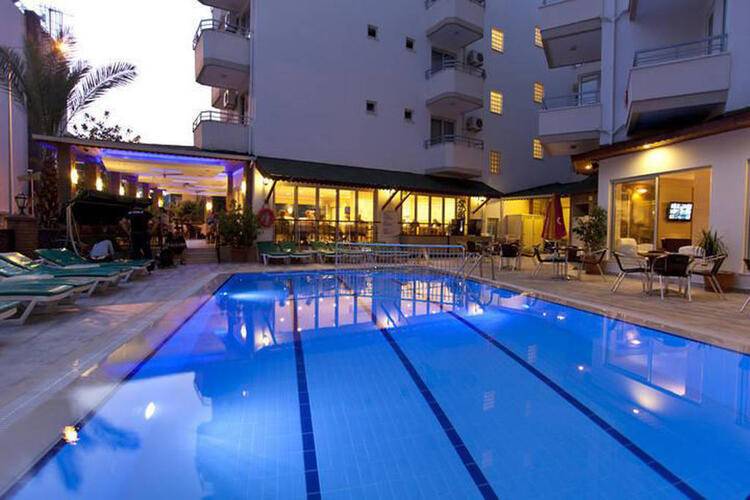 Remi Hotel