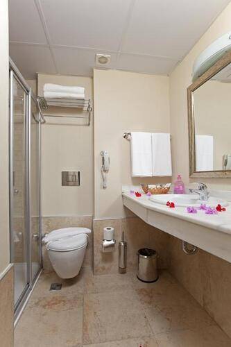 Remi Hotel