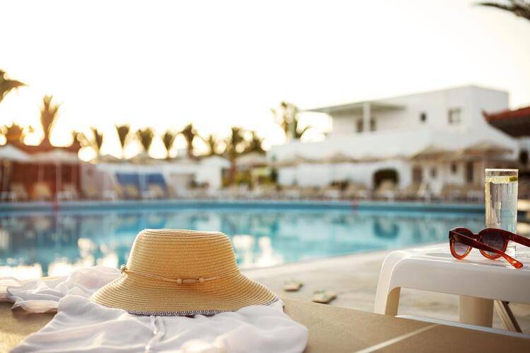 Zeus Hotels Marina Beach