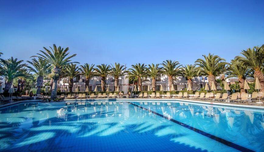 Zeus Hotels Marina Beach