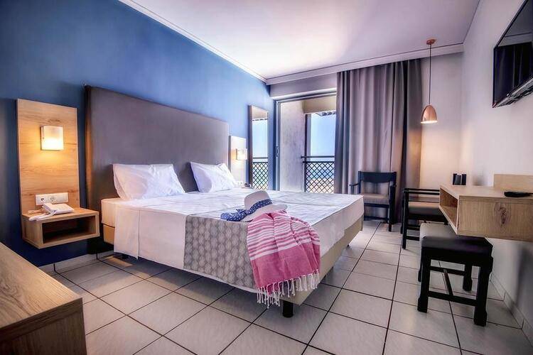 Zeus Hotels Marina Beach
