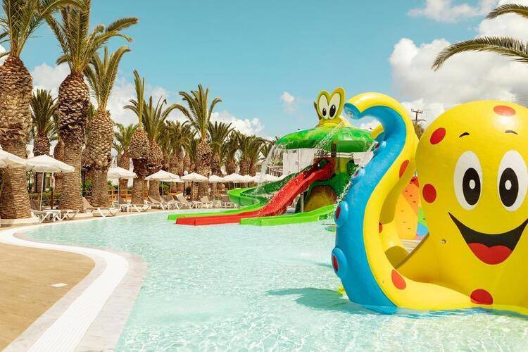 Zeus Hotels Marina Beach