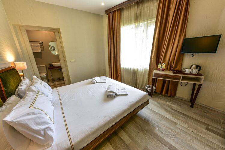 Almina Hotel