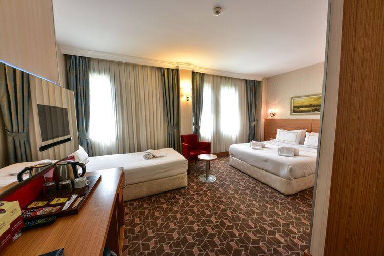 Almina Hotel