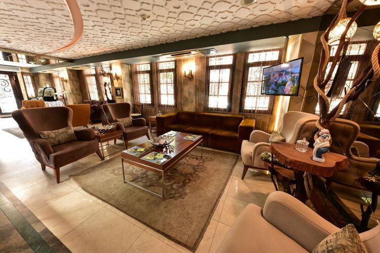 Almina Hotel