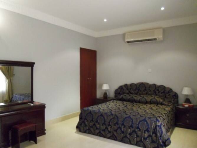 Royal Residence Resort King Faisal Road