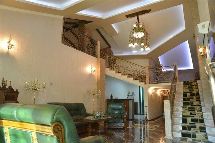 Lux Palace
