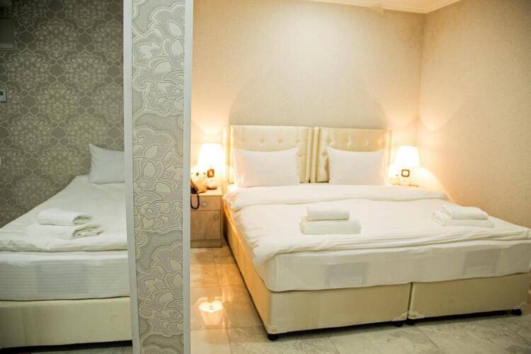 Aivani Hotel