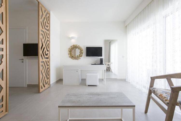 Aloe Boutique & Suites (Adults Only 16+)