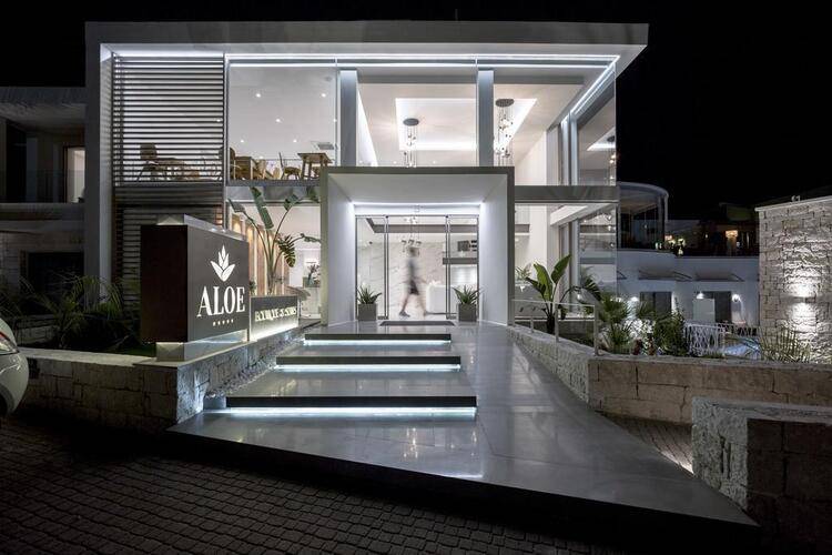 Aloe Boutique & Suites (Adults Only 16+)