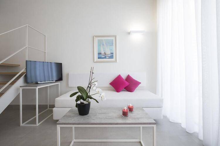 Aloe Boutique & Suites (Adults Only 16+)