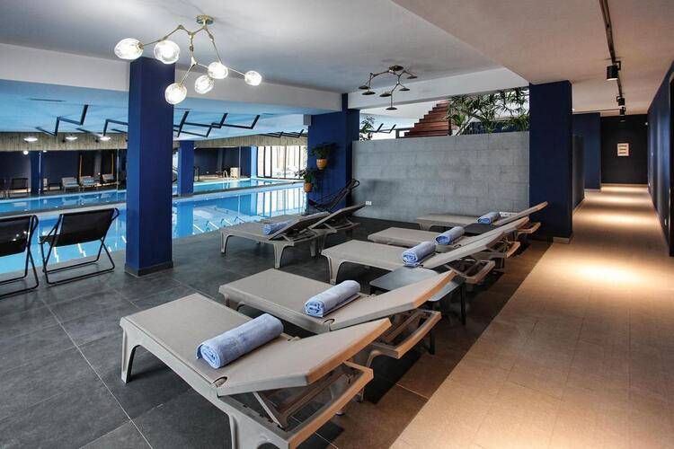 Lm Club Hotel