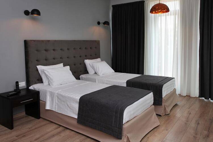Lm Club Hotel