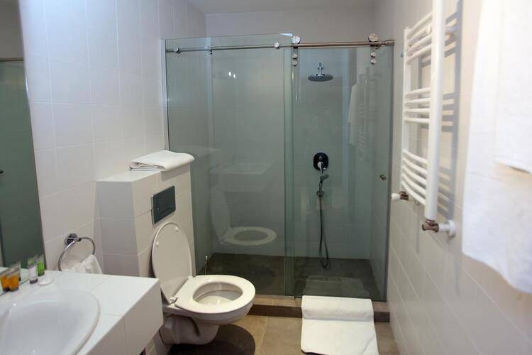 Lm Club Hotel
